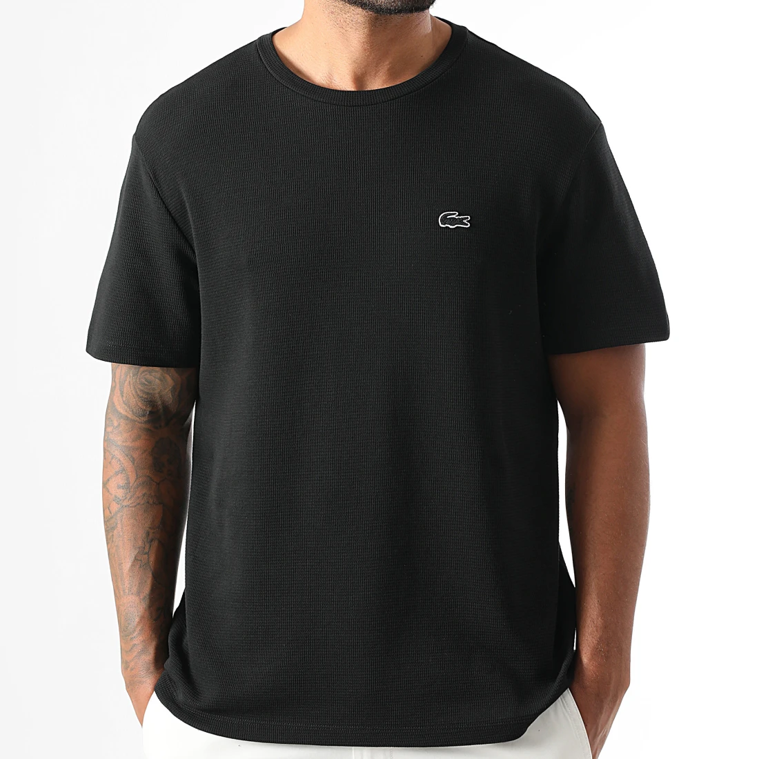 Tee Shirt Logo Brodé Crocodile Ton Sur Ton Noir – Image 2